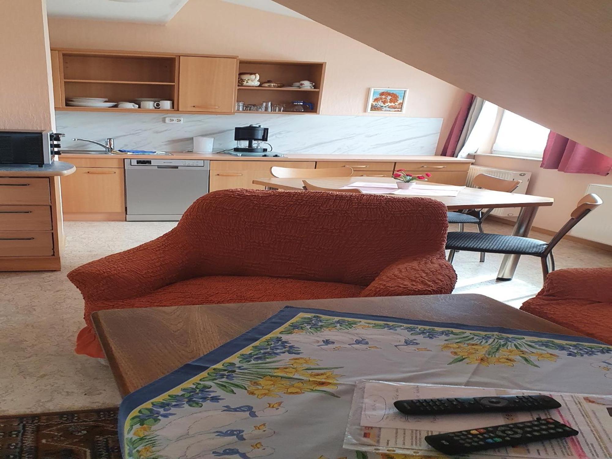 Large Detached Holiday Home In Hesse With Private Garden And Terrace Хомберг Экстерьер фото